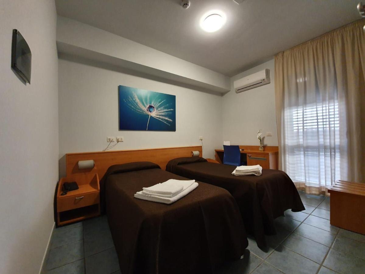 Hotel Casale Dei Greci Biancavilla Buitenkant foto